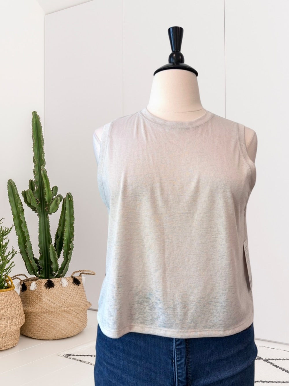 Athleta Breezy Muscle Tank Top
